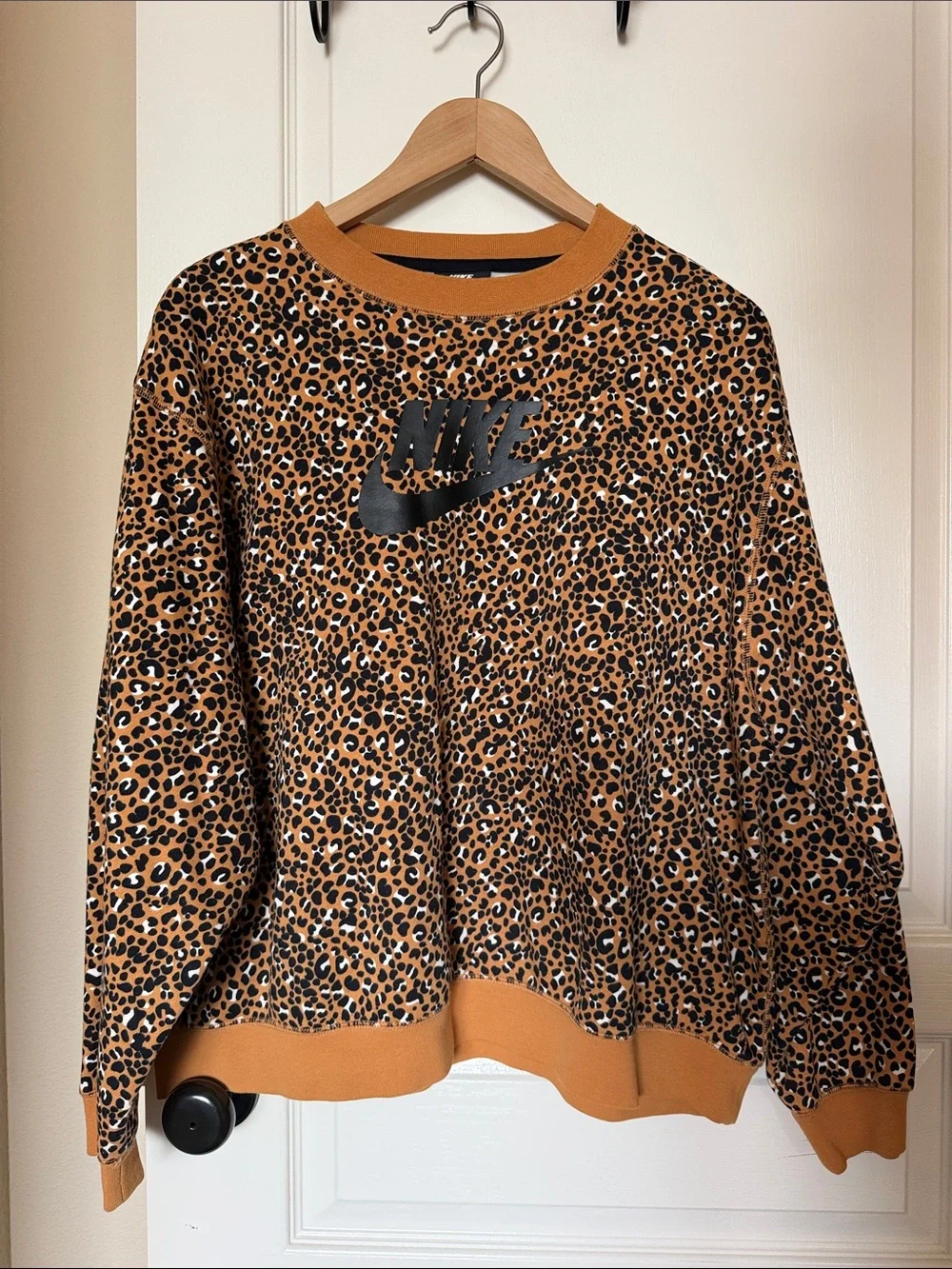 Nike Leopard Print Sweatshirt - Tan Black